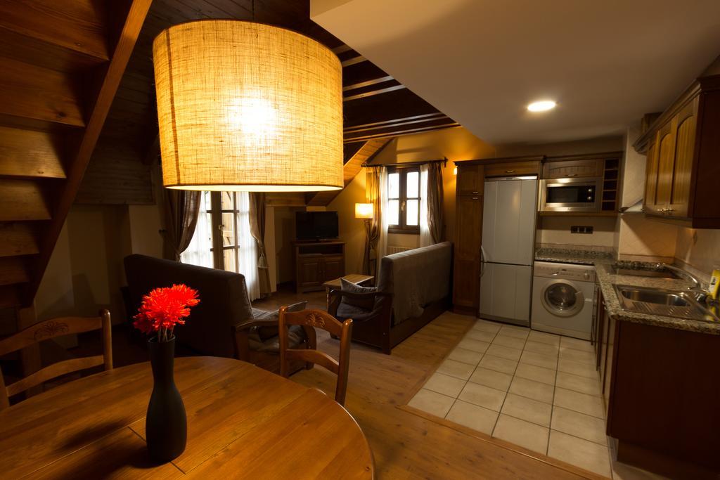 Apartamentos Casa Lavedan Tramacastilla de Tena Buitenkant foto