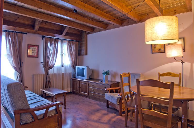 Apartamentos Casa Lavedan Tramacastilla de Tena Buitenkant foto